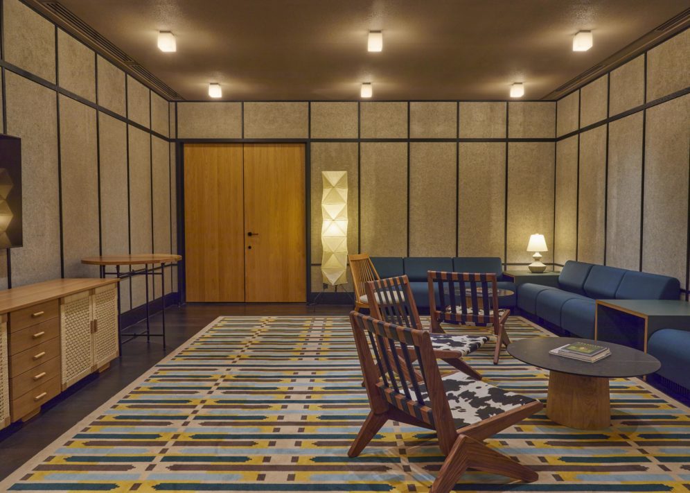 An intimate venue connected to other larger venues provides a space for changing or organizing